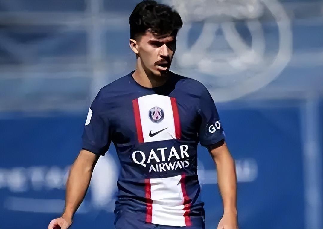 他曾多次在 他曾多次在