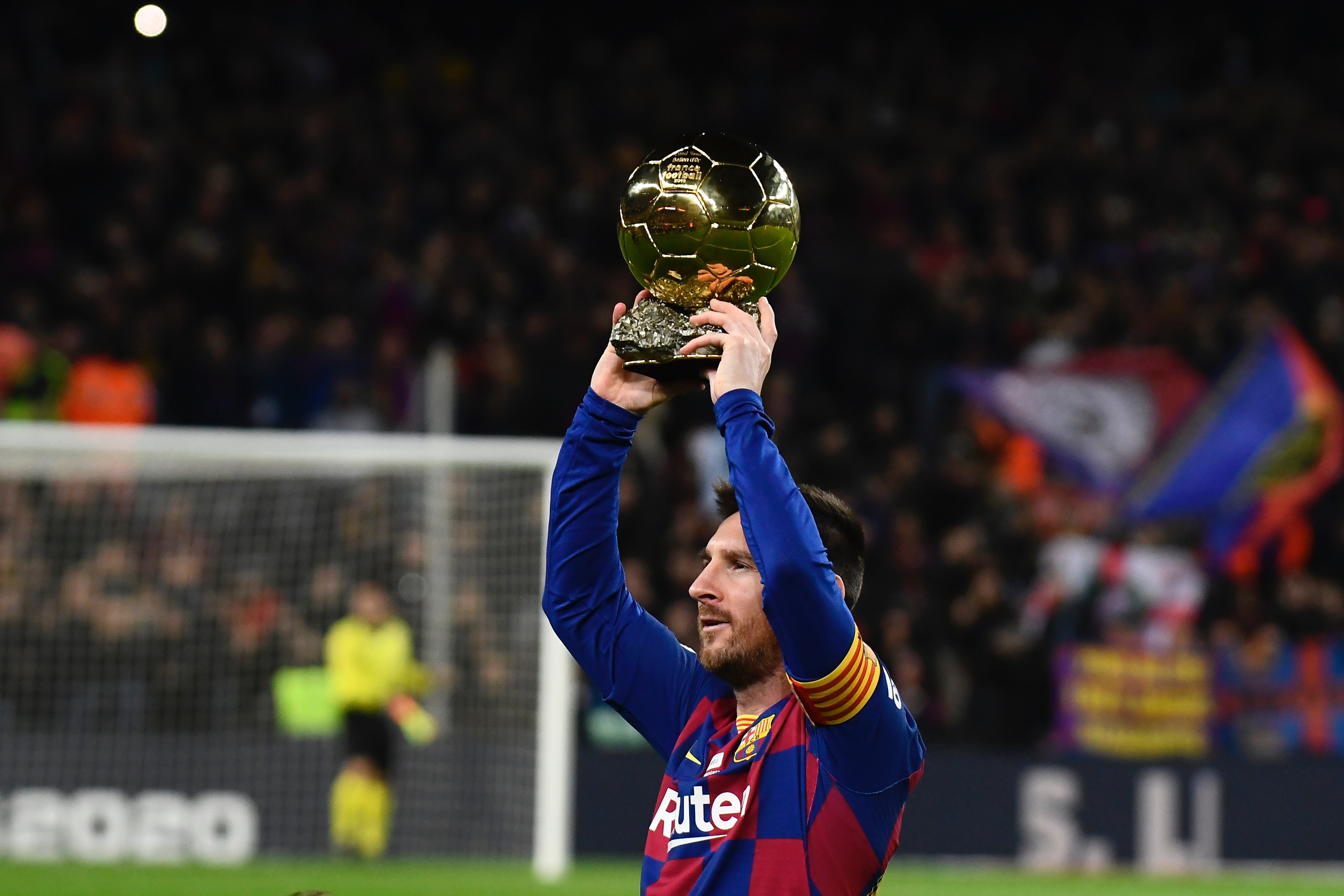 他在国际比 他在国际比